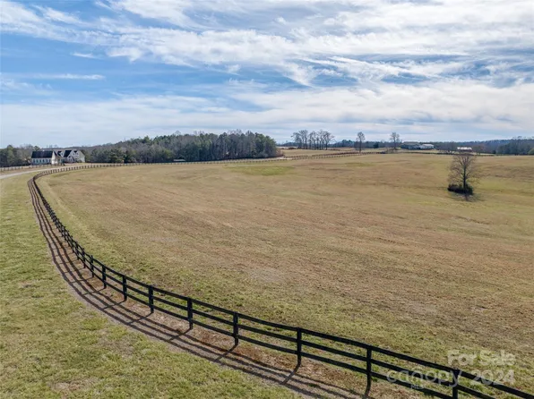 LOT 17.2 Saddleside Dr, Mill Spring, NC 28756