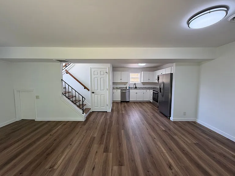 813 Ridge St — Photo 11