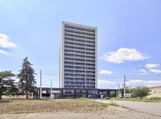 741 King St W #103, Kitchener, ON N2G 0E9