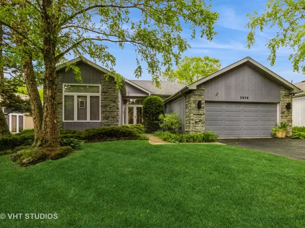 3056 N Southern Hills Dr, Wadsworth, IL 60083