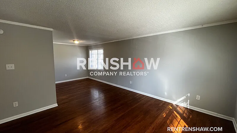 Building Photo - 2547 Courtney Dr