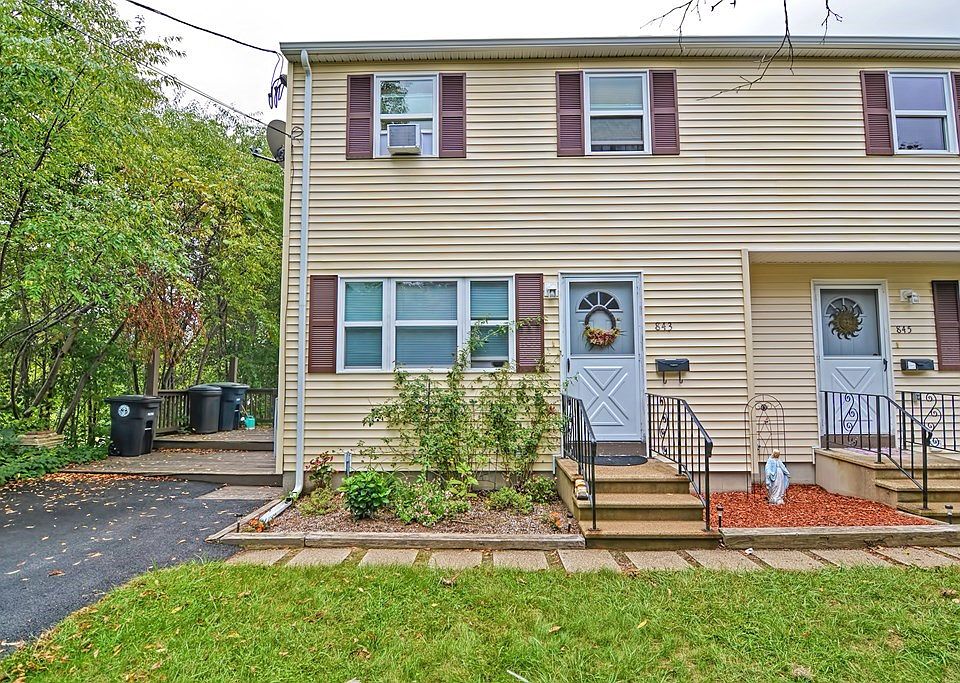 843 Charlton St, Southbridge, MA 01550 Zillow