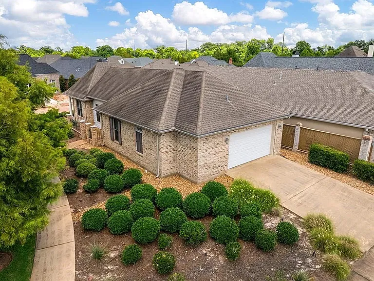 4717 Wilton Pl — Photo 9
