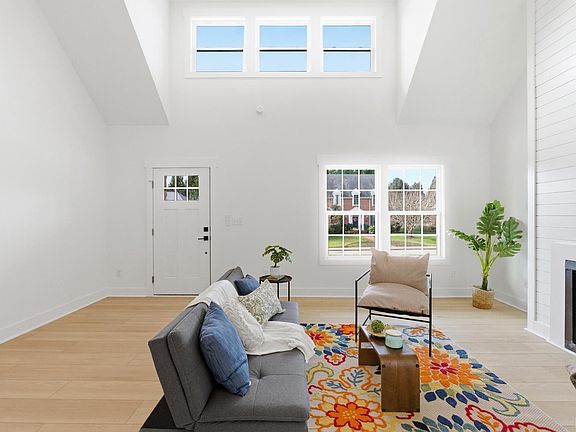 3rd image of 217 Stonegate Way