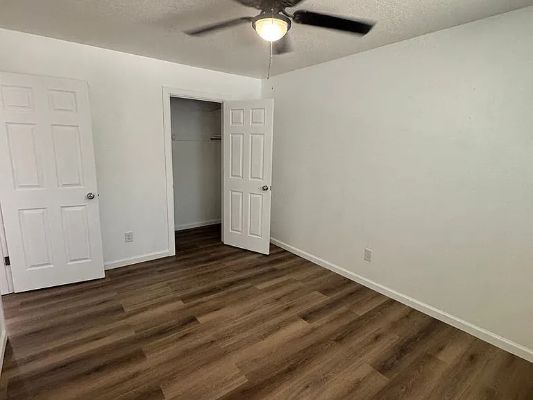 304 Vassar Dr SE — Photo 12