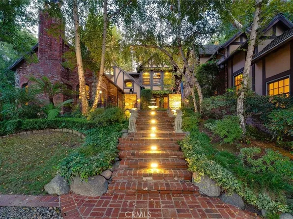 5200 Jessen Dr, La Canada Flintridge, CA 91011