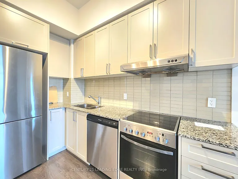 278 Buchanan Dr #809E — Photo 4