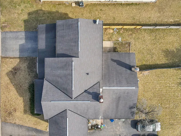 1747 Hightower Dr — Photo 42