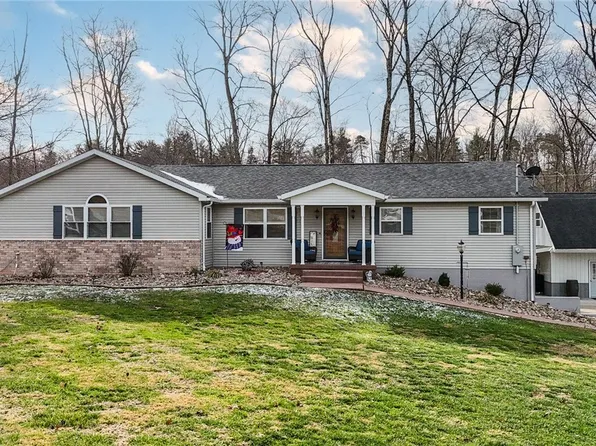 181 Harvest Run Rd, Marietta, OH 45750