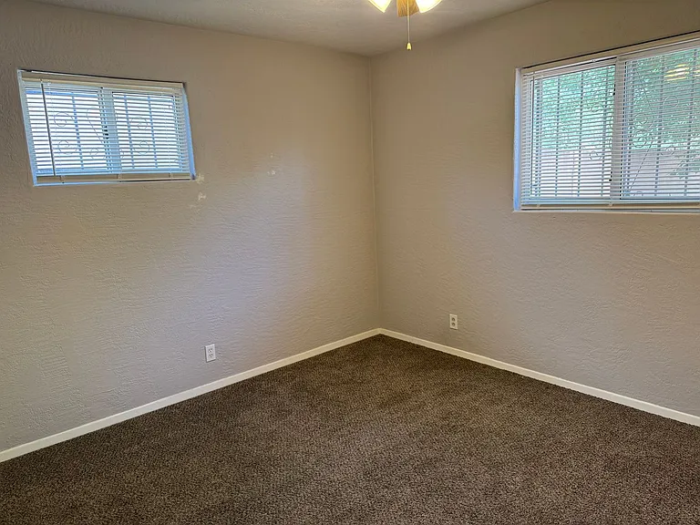 2551 Aspen Ave NW — Photo 11