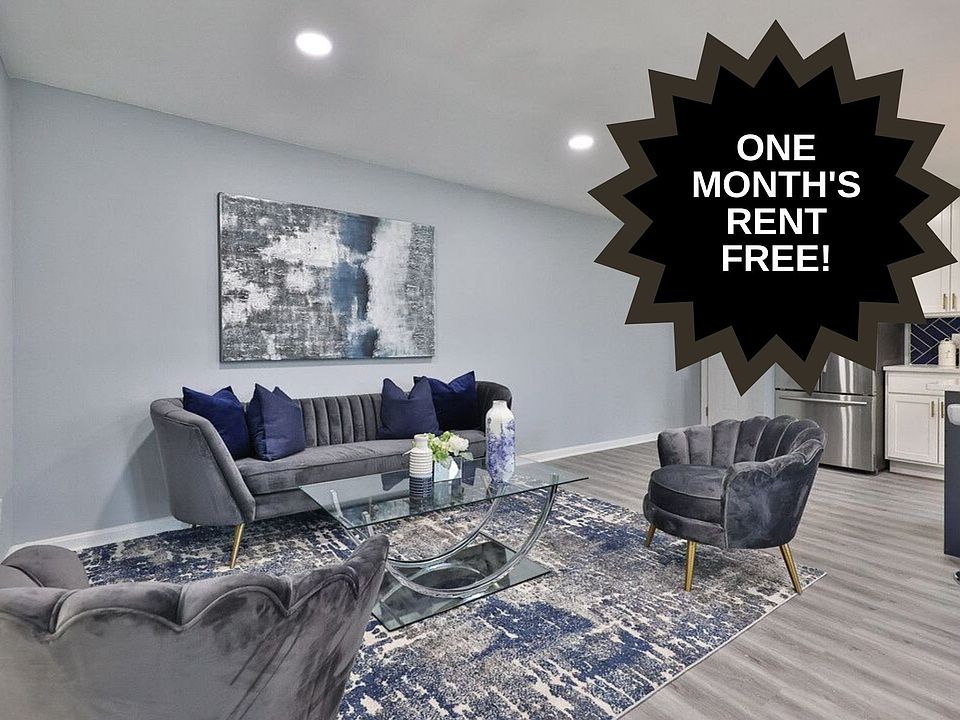 Living Room-newly renovated