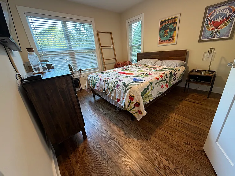 10 Lawndale Ave — Photo 14