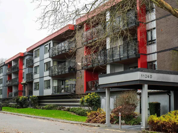11240 Daniels Rd #208, Richmond, BC V6X 1M6