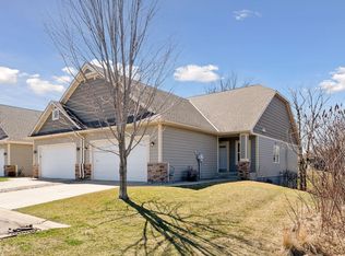 1052 Provence Ln, Waconia, MN 55387