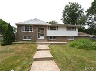 1315 Wynnewood Dr, Bethlehem, PA 18017