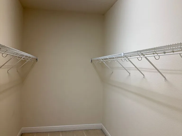2740 Swoop Cir — Photo 26