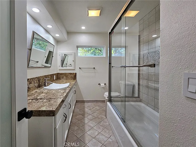 4559 Don Pio Dr — Photo 15