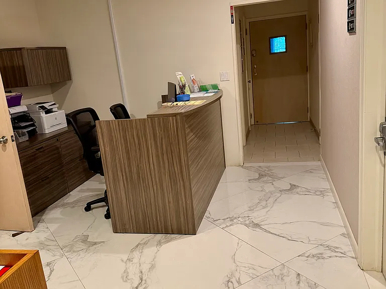 380 Park Ave #1 — Photo 12