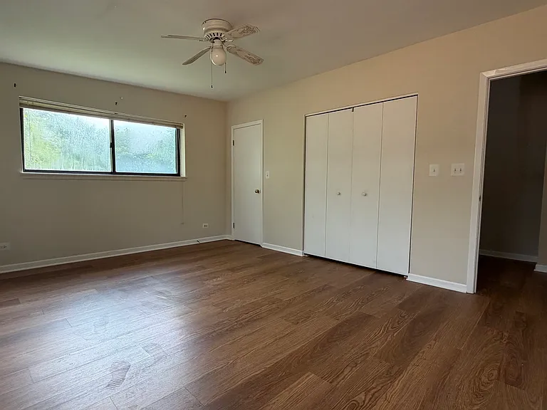 27W106 Cooley Ave — Photo 12