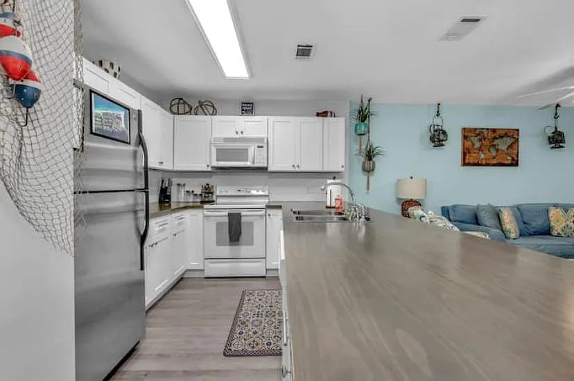 485 Gulf Shore Dr — Photo 3