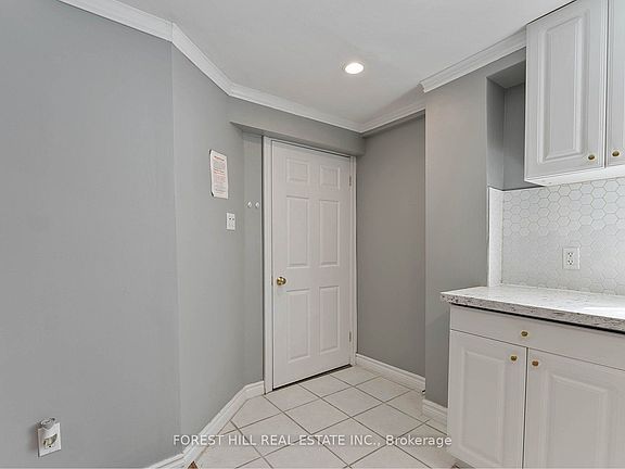 5th image of 5003 Rosebush Rd #Basement