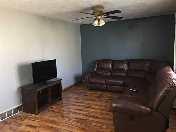5th image of 3408 Carmel Ct
