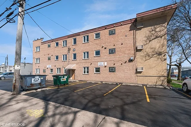 3552 N Oleander Ave #205 — Photo 20