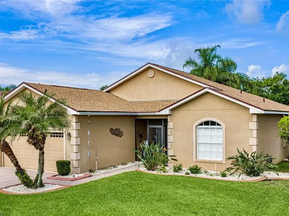 5024 Pebble Beach Blvd, Winter Haven, FL 33884