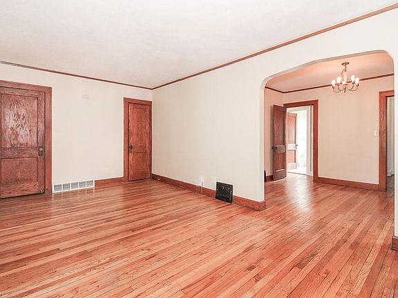 5th image of 351 E 210th St