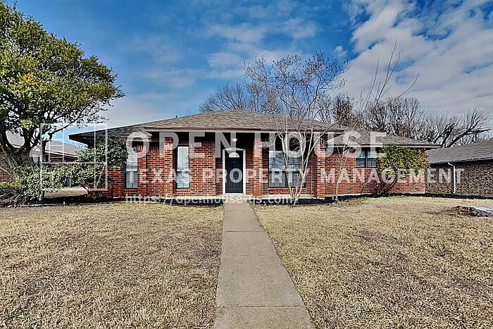 1st image of 805 Sandhurst Dr