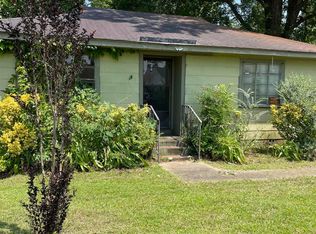16 N Elm Ave, Sylacauga, AL 35150