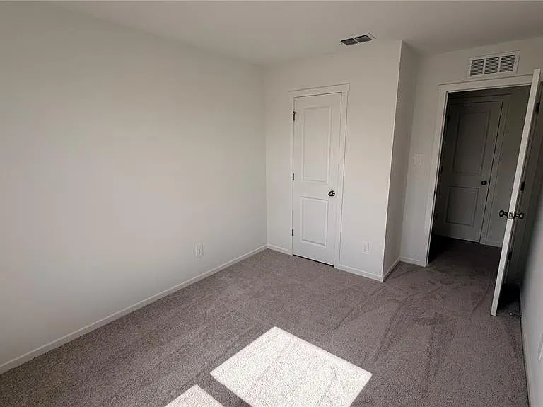 806 Lynx St — Photo 25