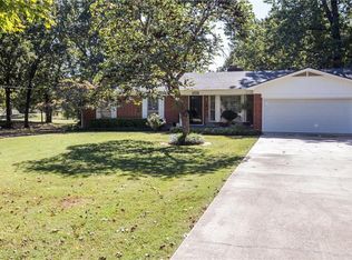 9518 Painter Dr, Fort Smith, AR 72903
