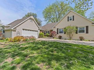 5636 Barlow Rd, Sherman, IL 62684