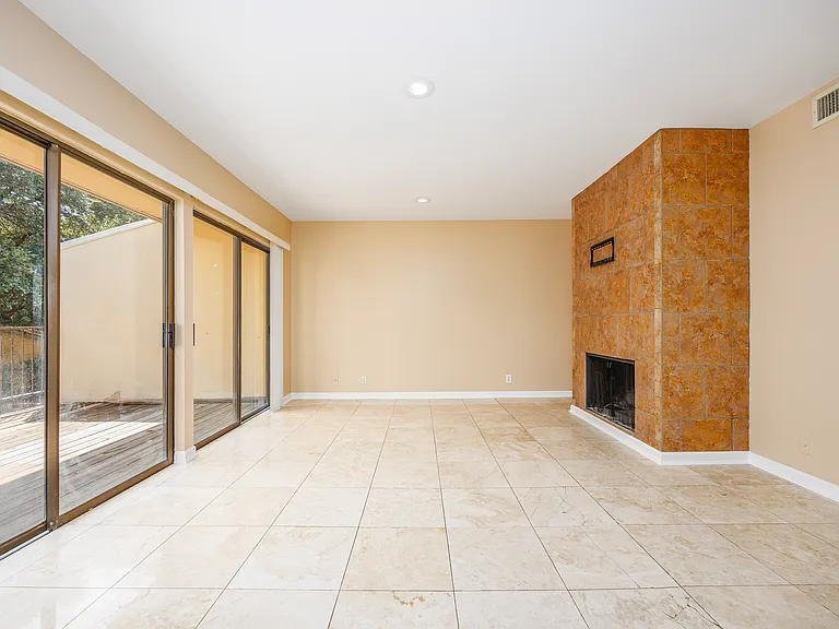 8642 Fredericksburg Rd #503 — Photo 11