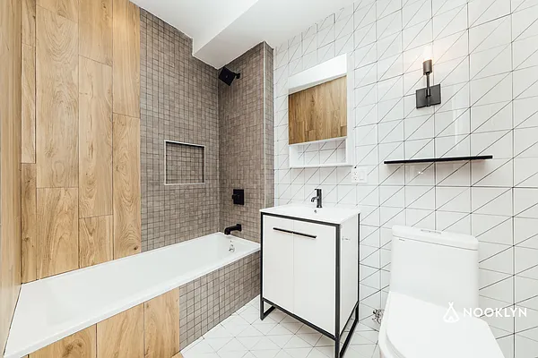 Rented by Nooklyn NYC LLC | media 41