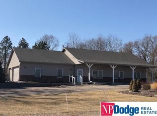 27909 W Center Rd, Waterloo, NE 68069