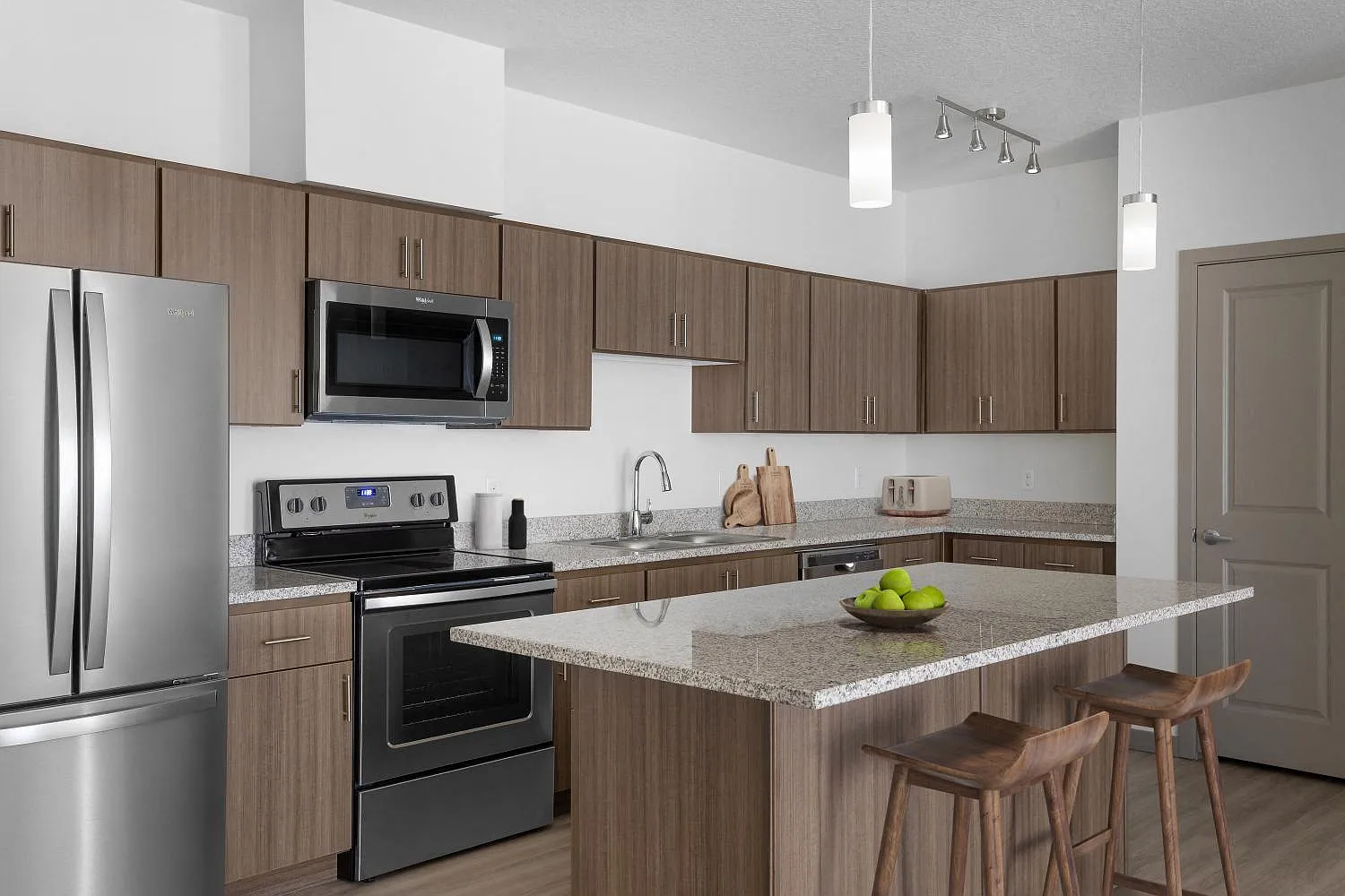Edgewater at the Cove — Photo 1