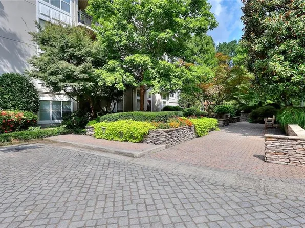 1104 River Green Dr NW, Atlanta, GA 30327