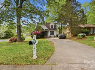 1720 Hampshire Dr, Salisbury, NC 28146