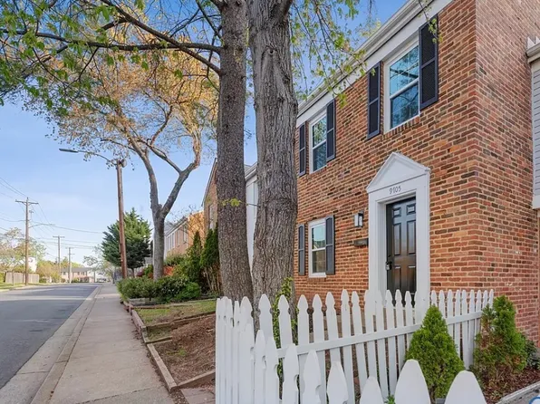 9705 Aspen Pl, Manassas, VA 20110