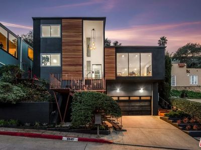 6845 Pacific View Dr, Los Angeles, CA, 90068