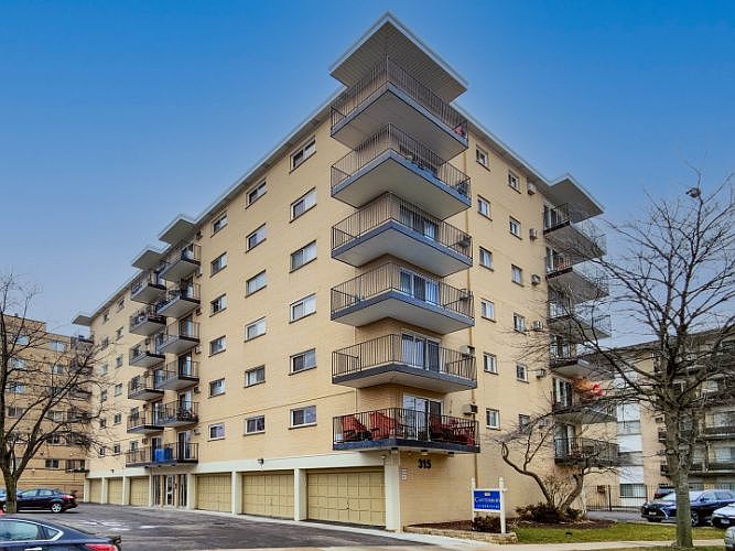 1st image of 315 Des Plaines Ave APT 104