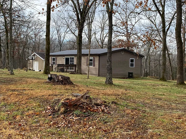 28896 Justice Rd — Photo 1