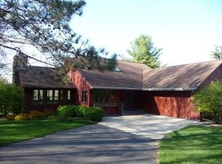 10660 Otto Rd, Amherst, WI 54406