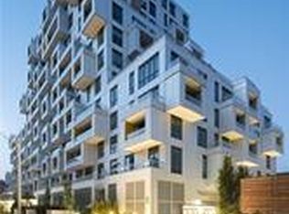 38 Cameron St #221, Toronto, ON M5T0C3