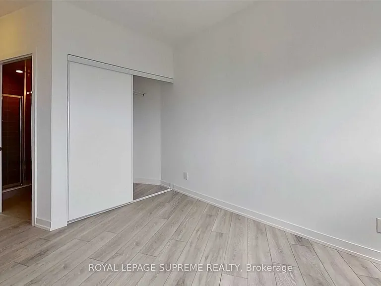 159 Wellesley St E #1508 — Photo 17