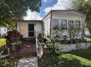 5242 SW 29th St, Davie, FL 33314