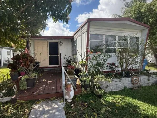 5242 29th Street, Davie, FL 33314
