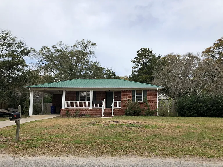 2178 Medway Rd — Photo 2